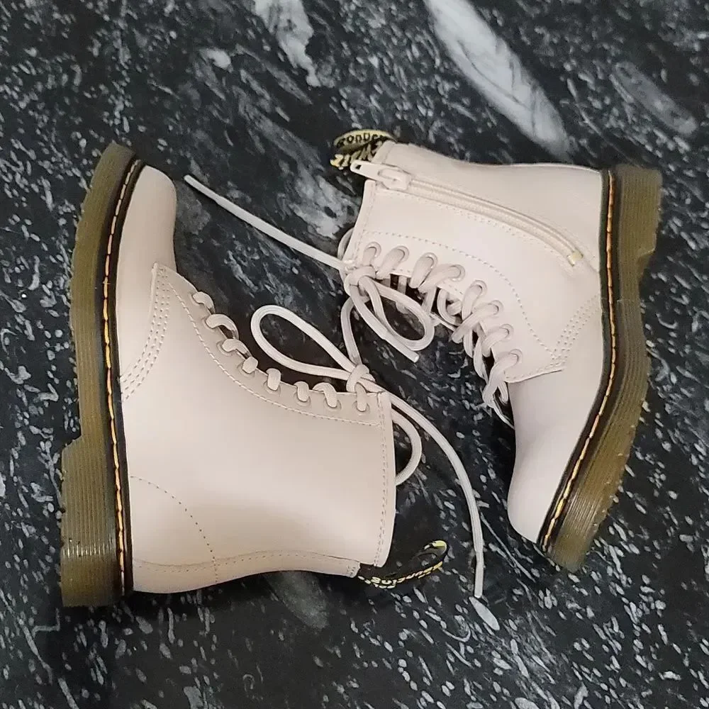 BRAND NEW DR. MARTENS LEATHER KIDS BOOT